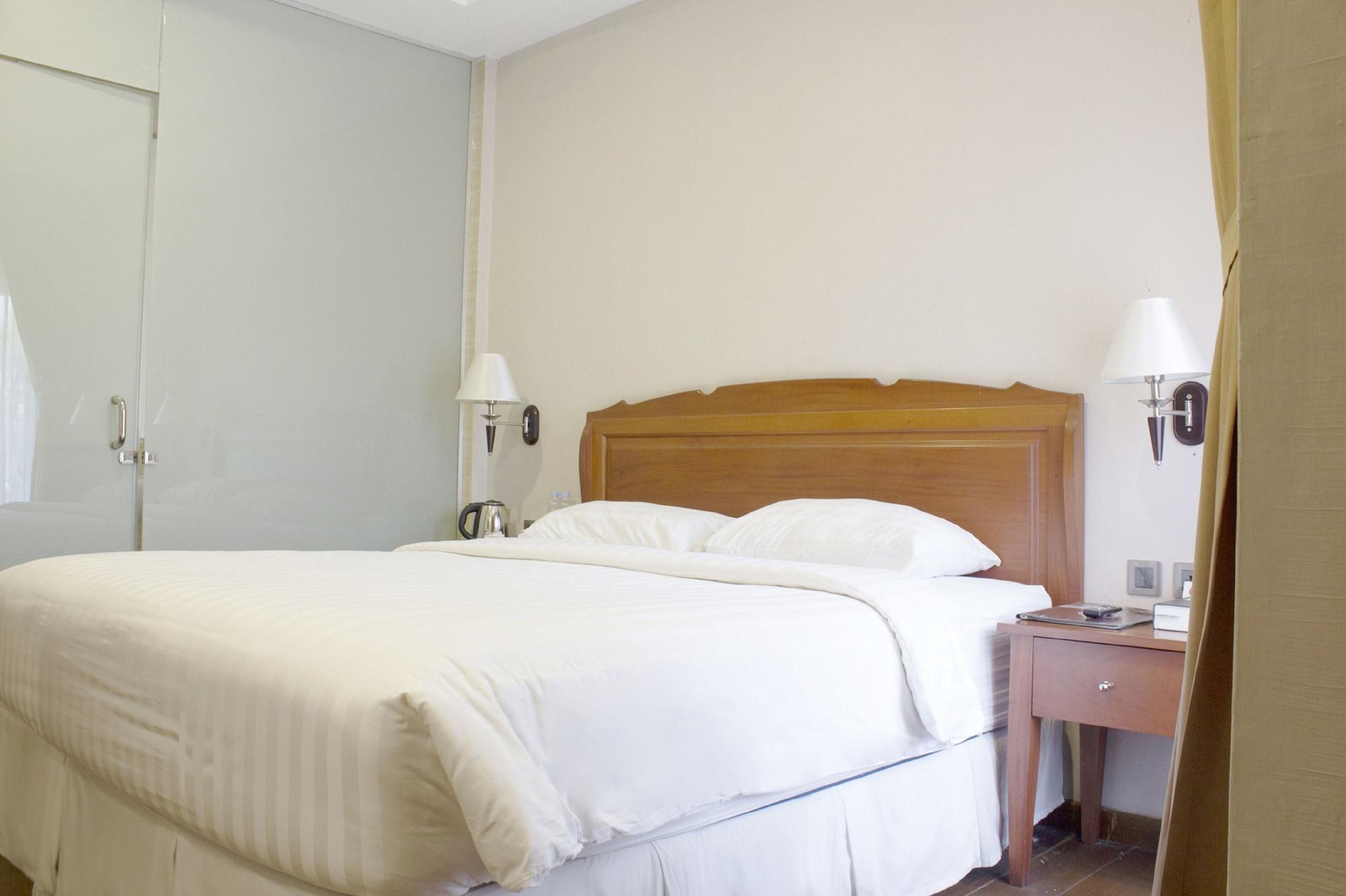Thong'S Inn Hotel Kualanamu Medan Dış mekan fotoğraf