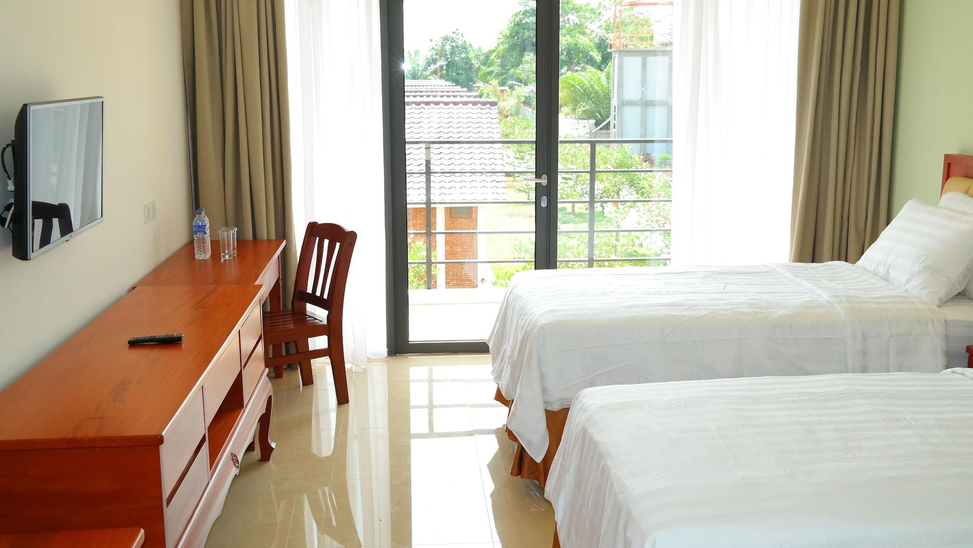 Thong'S Inn Hotel Kualanamu Medan Dış mekan fotoğraf