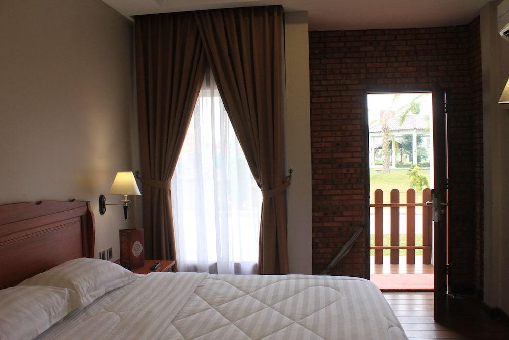 Thong'S Inn Hotel Kualanamu Medan Dış mekan fotoğraf