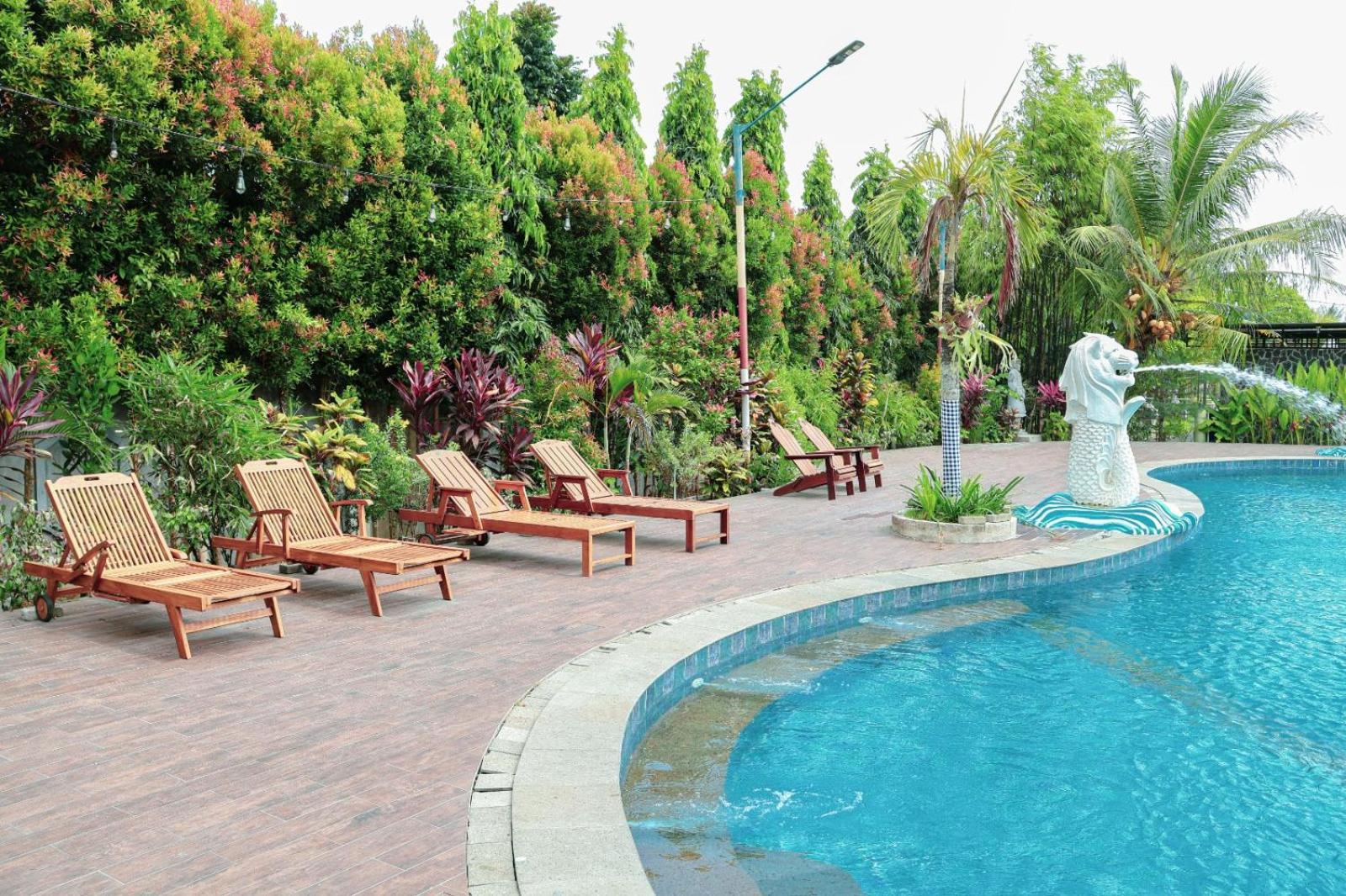 Thong'S Inn Hotel Kualanamu Medan Dış mekan fotoğraf