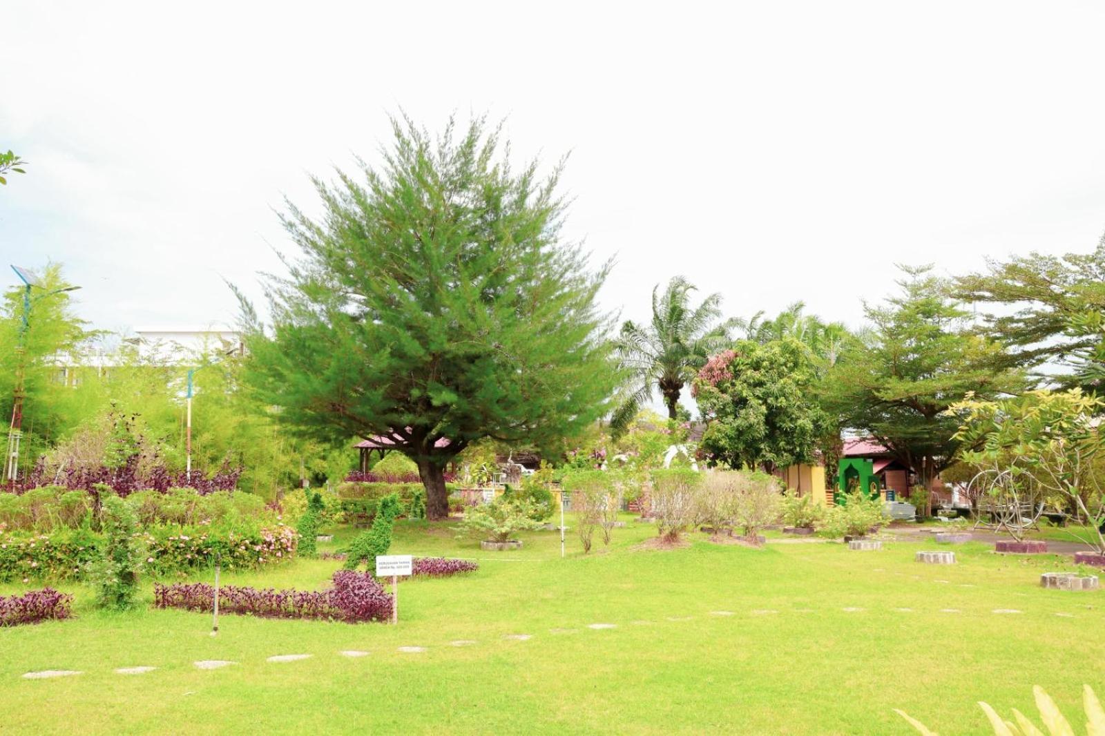 Thong'S Inn Hotel Kualanamu Medan Dış mekan fotoğraf