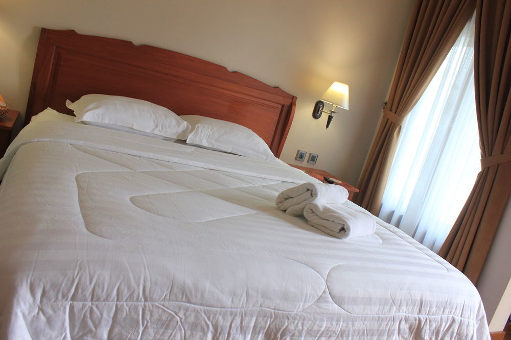 Thong'S Inn Hotel Kualanamu Medan Dış mekan fotoğraf